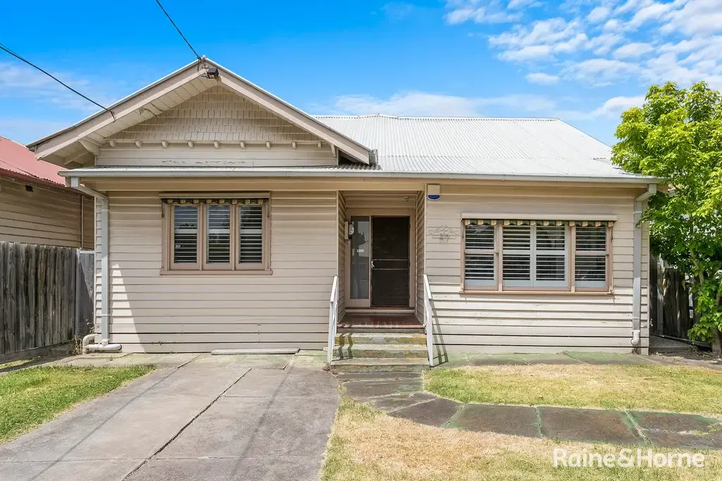 Perfect Location And Space Galore!