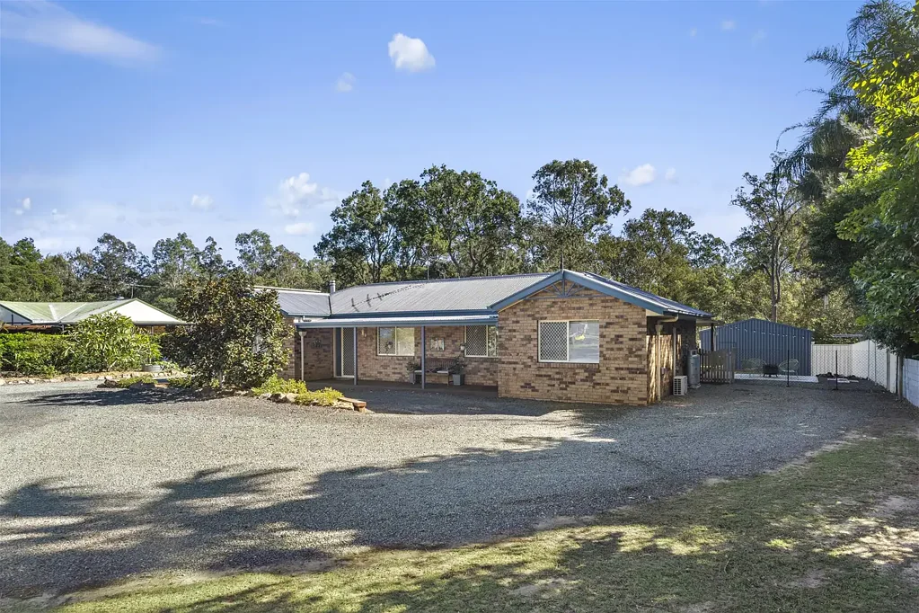 Renovated Acreage Lifestyle with Pool & Powered Shed