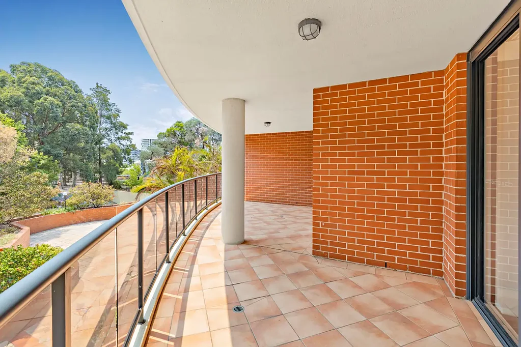 Strathbelle Apartments - Walk to Station & Shops