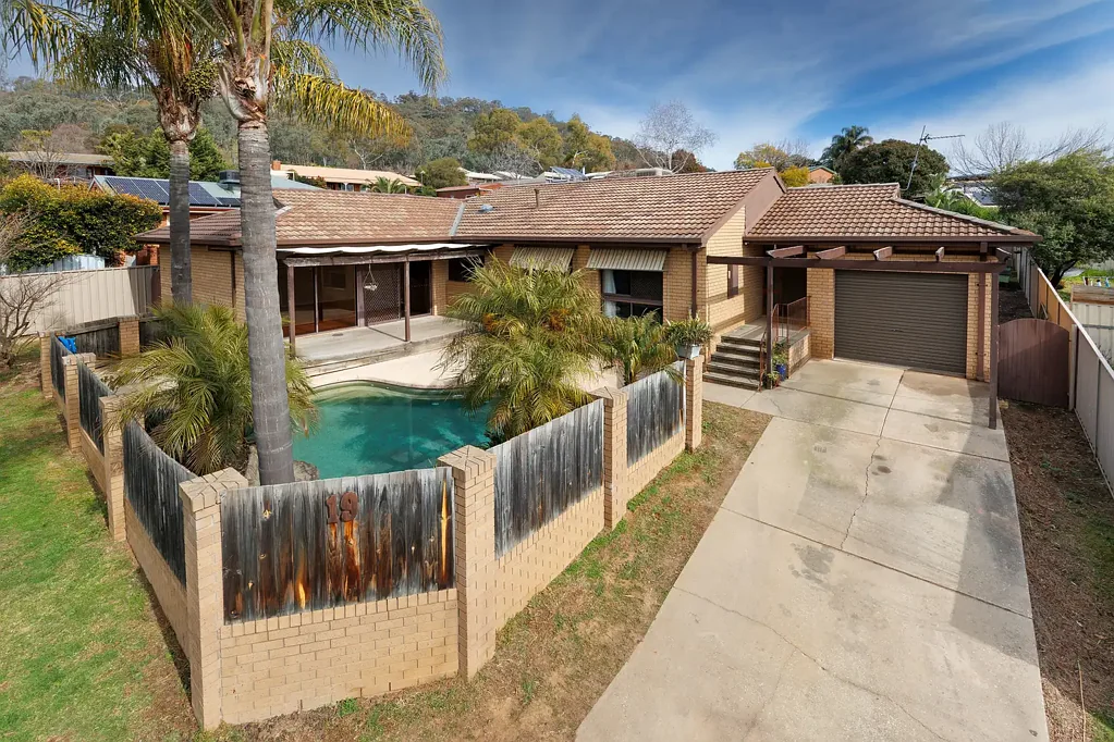 19 Barton Street, Wodonga, VIC 3690