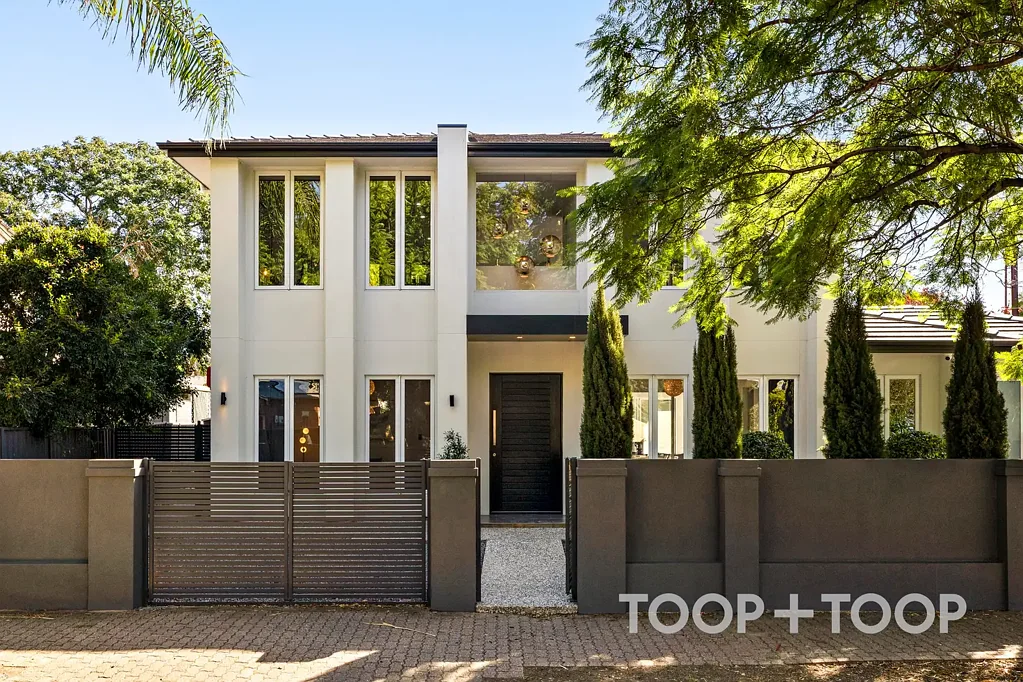 Walkerville 4침실 Resort-Style Family Living in the Heart of Walkerville