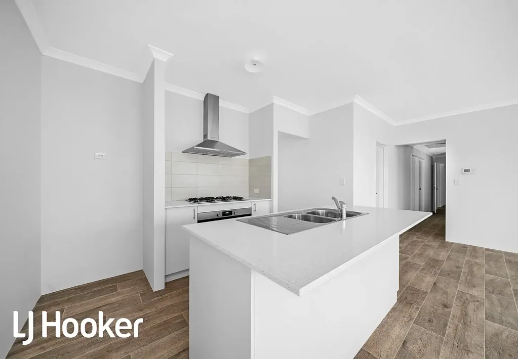 3x2 Family home in Alkimos