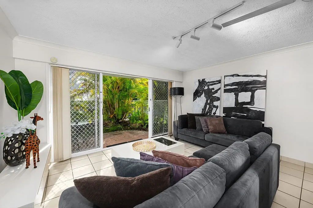 11/26-28 Monaco Street, Surfers Paradise, QLD 4217