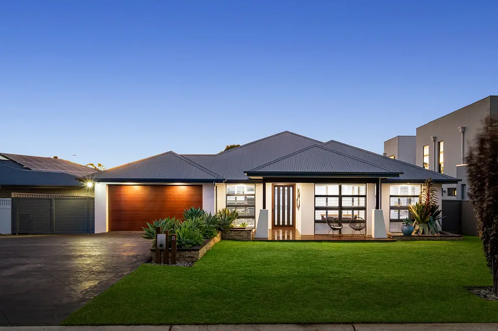 8 Atteral Court, Harrington Park, NSW 2567