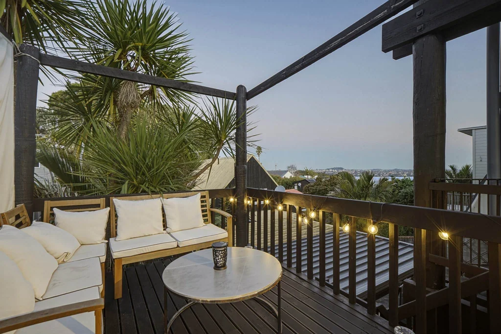 Birkenhead 3બેડરૂમ Elevated Views – Relaxed Living - Walking distance