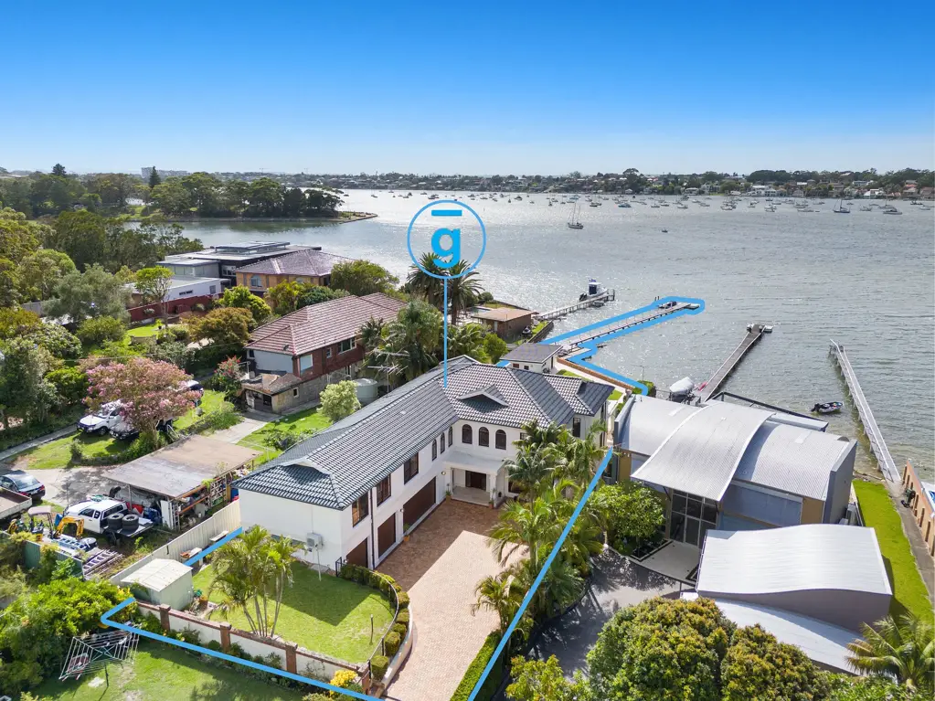 Blakehurst 6 Bedroom Waterfront Blakehurst Estate on 1,277sqm