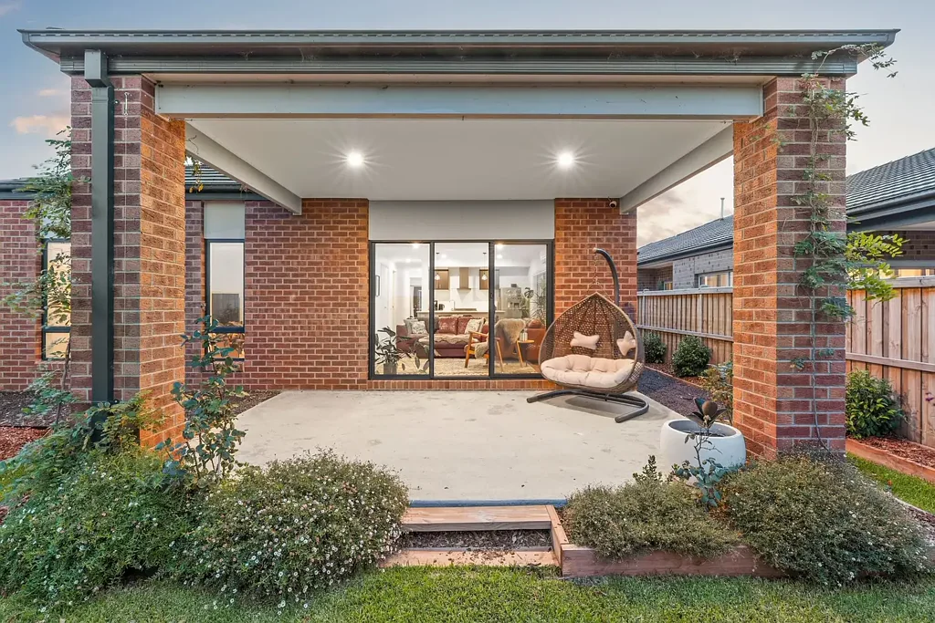 Armstrong Creek 4 Slaapkamer Modern Family Living with Stylish Indoor & Outdoor Entertaining