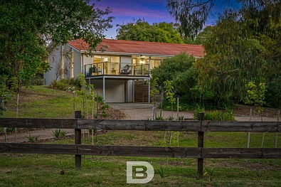 Woodend 4 Bedroom Contemporary Family Living with Style, Space and Light