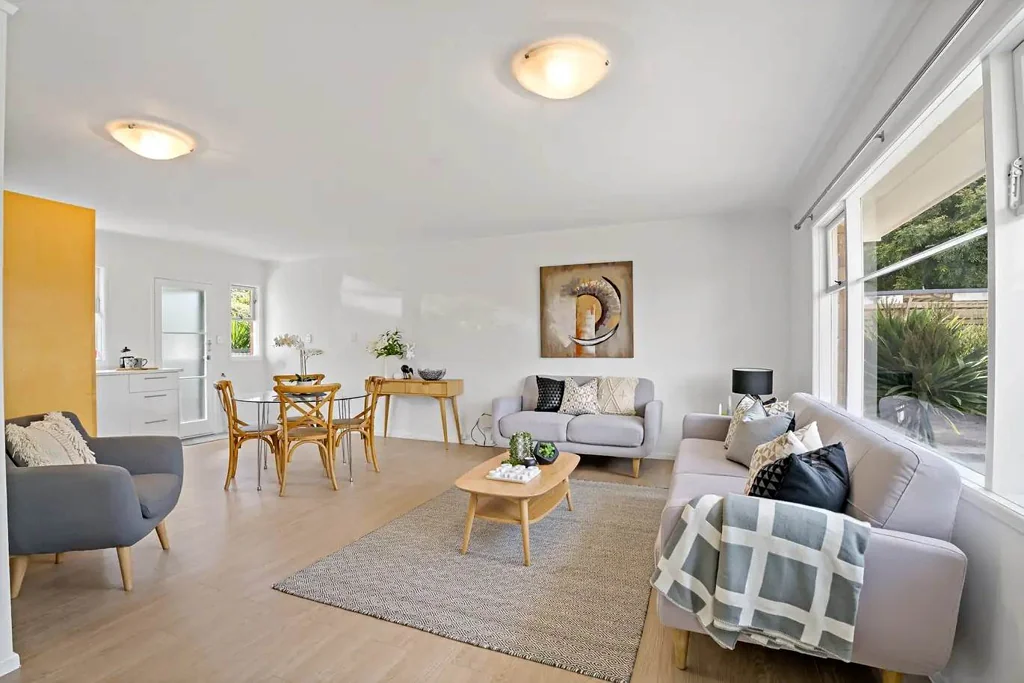 Move-In Ready and Conveniently Located