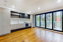 204/14-16 Anderson Street, West Melbourne