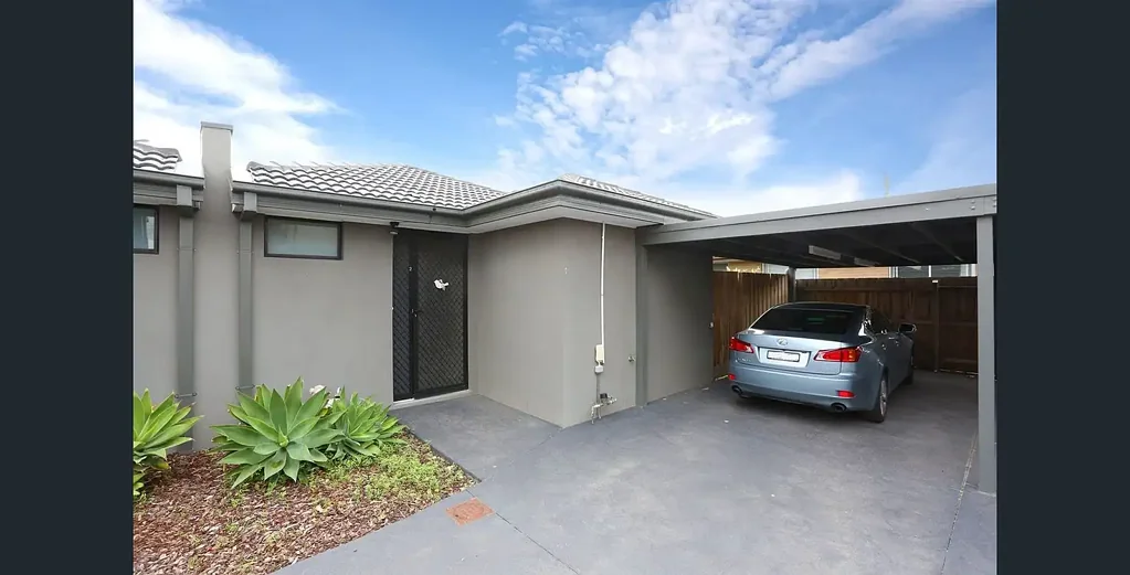 Modern Unit in Clayton South