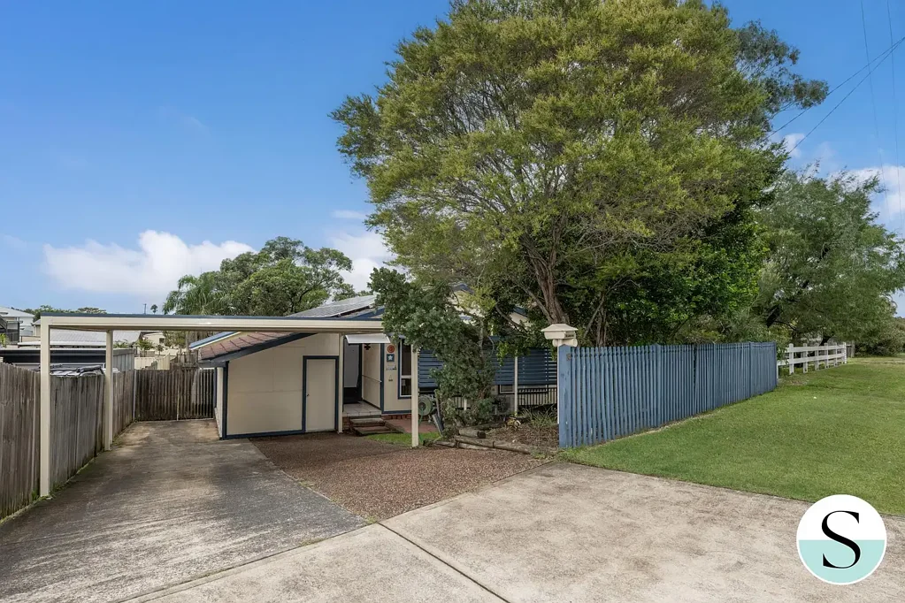 Freshly Updated Family Home with Huge Garage & Side Access