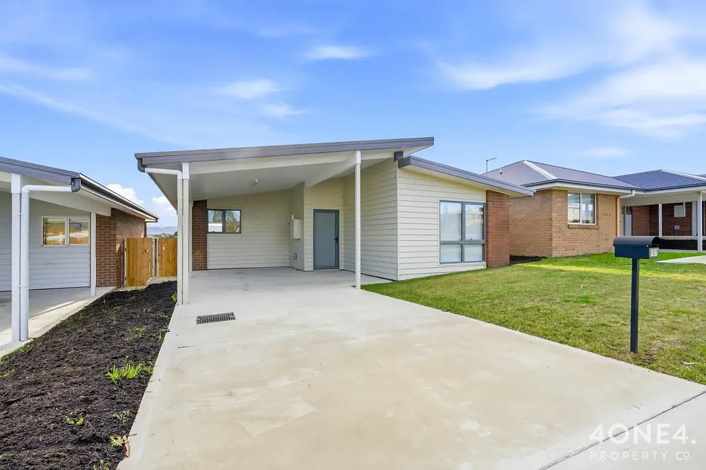 107 Fisher Drive, Herdsmans Cove, TAS 7030