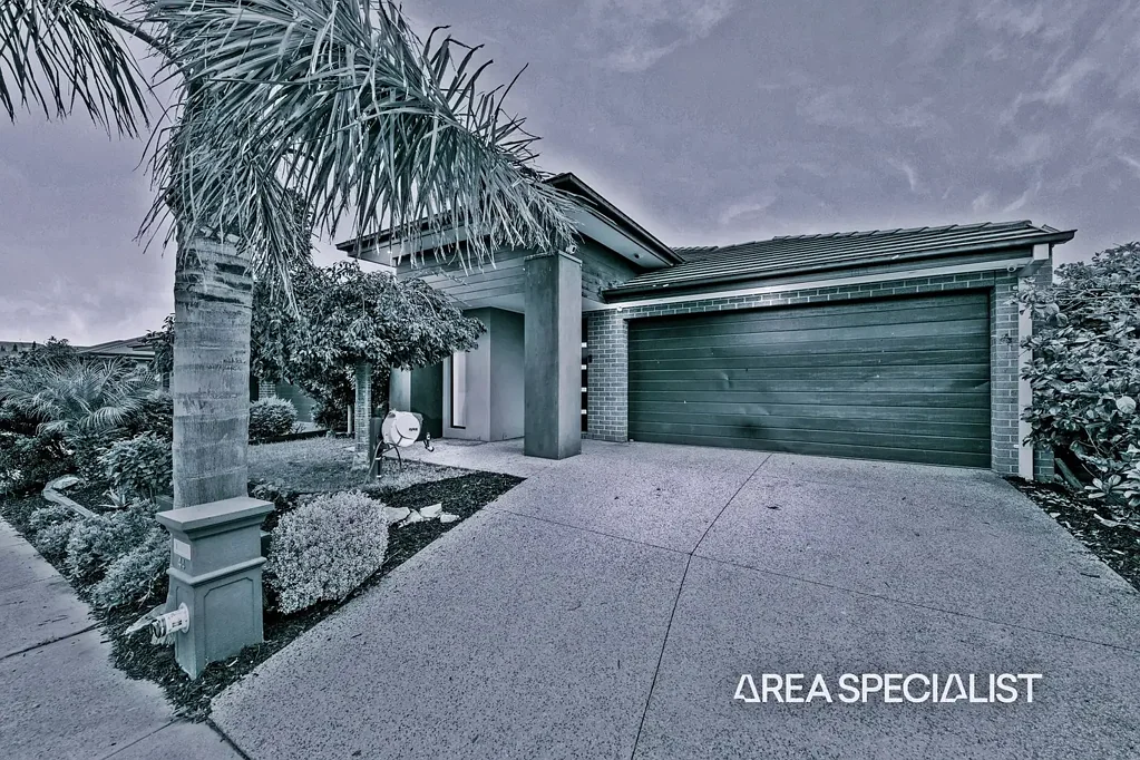 44 Strettle Crescent, Cranbourne North, VIC 3977