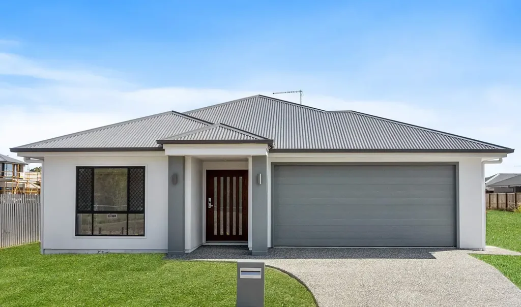 Woolmar 4 Bedroom Starting out in the Property Market or Looking To Down Size- Look No Further!