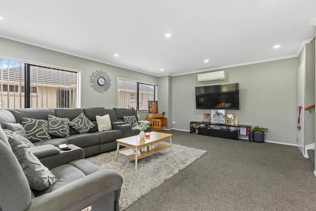 Mangere East 4 Bedroom Opportunity Knocks—Submit Your Best Offer Today!