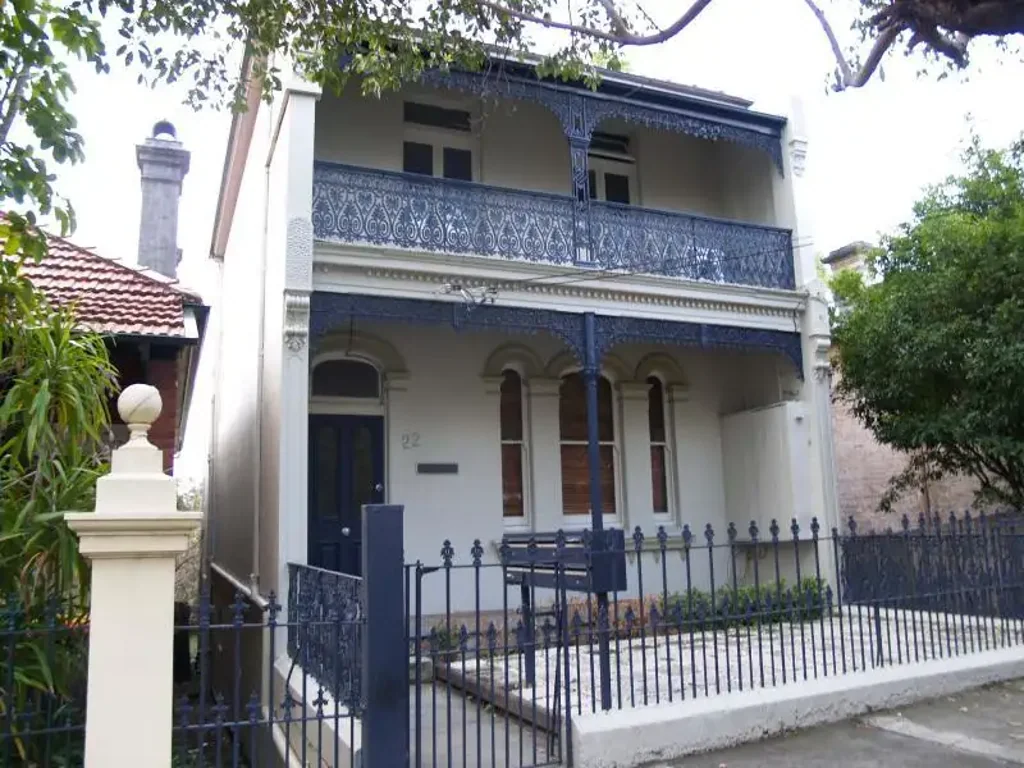 STUDIO IN GRAND BUILDING