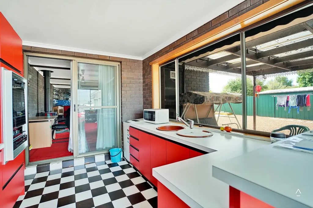 Conveniently Located 1 bedroom unit