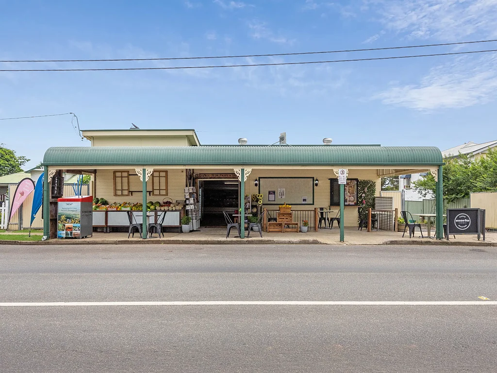 Kalbar 4chambre Dual Purpose Opportunity | Thriving Business in the Heart of Kalbar