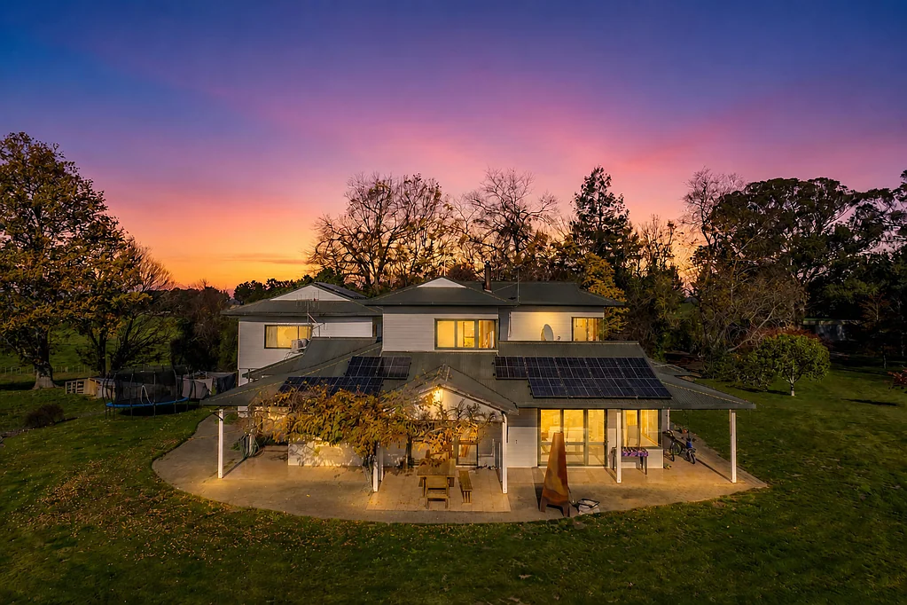 Ongaonga Rural Retreat with Airstrip, Hangar and Workshop