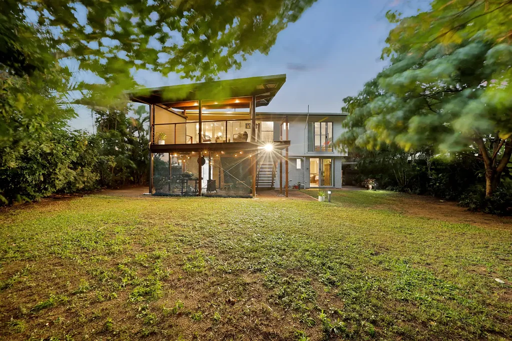 Slade Point 3房  Coastal Living - more than meets the eye