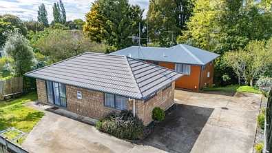 Glenview 4 Bedroom TWO DWELLINGS, ONE SMART INVESTMENT!