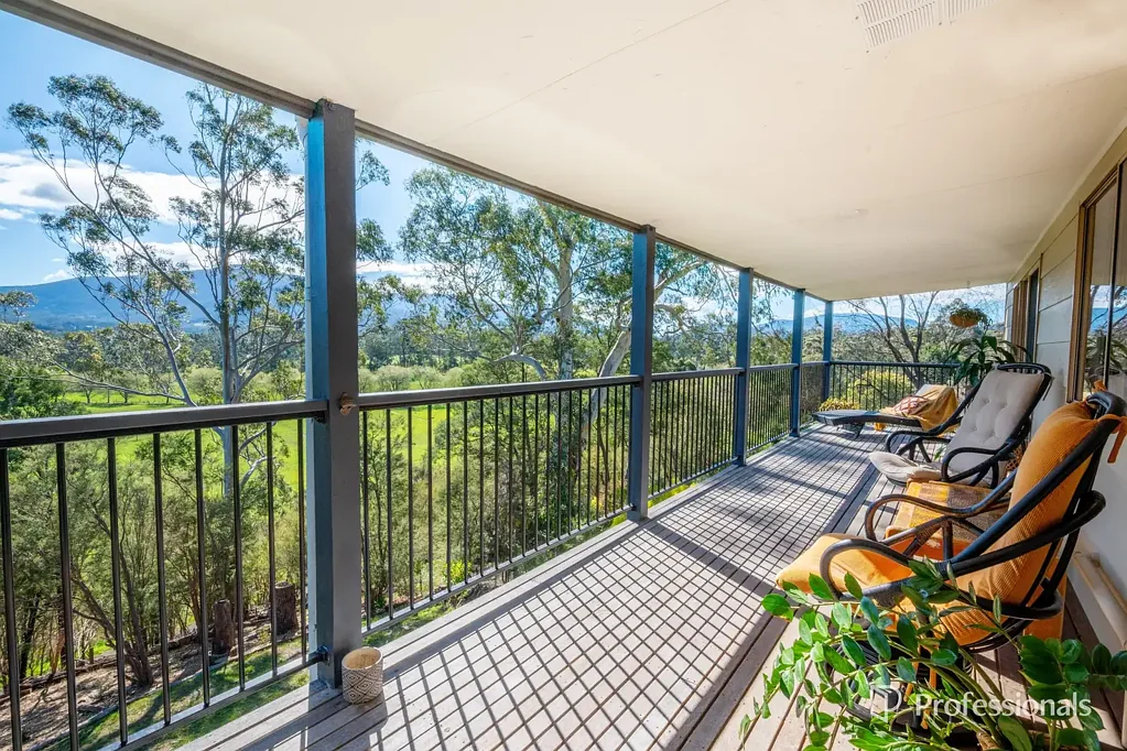 23 Alpine Boulevard, Launching Place, VIC 3139