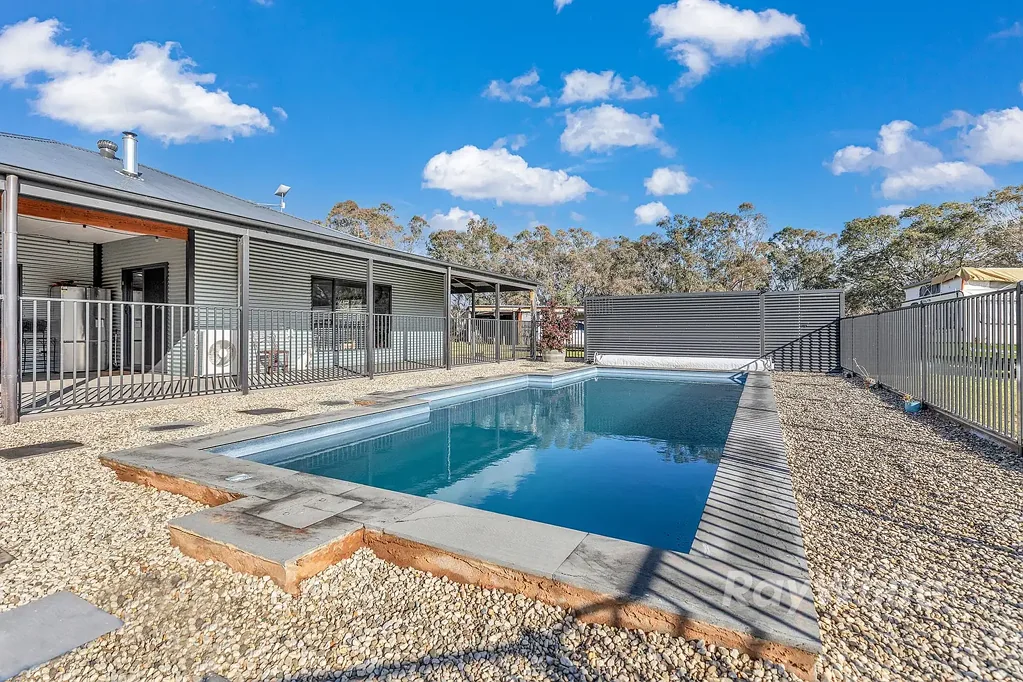 371 Cochranes Road, Costerfield, VIC 3523