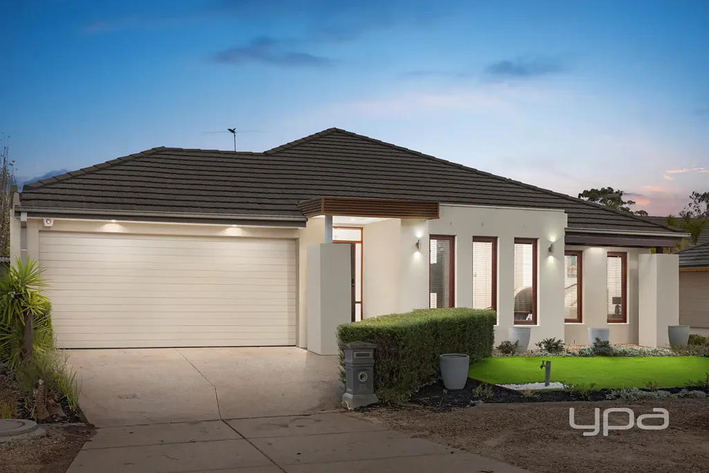 28 Manhattan Close, Point Cook, VIC 3030
