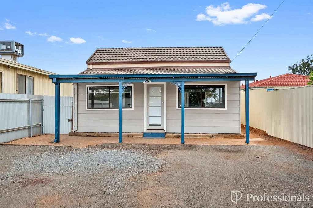 89 Hopkins Street, South Boulder, WA 6432