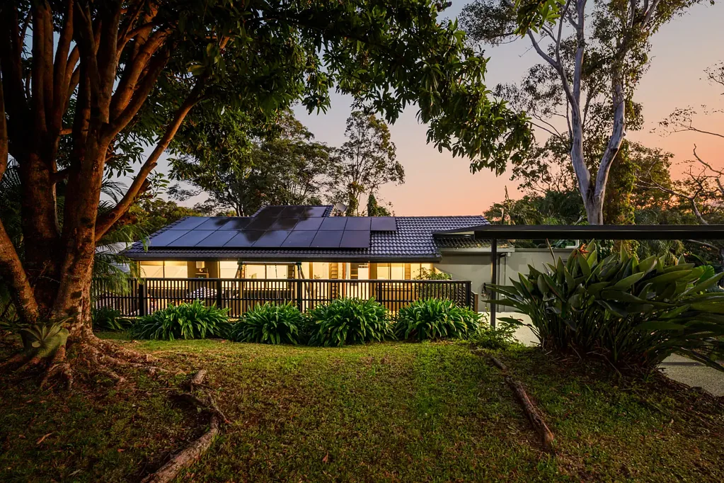 Banora Point 3房  Auction - Thursday 23rd of July at 2pm!
