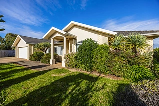 15 Bronwylian Drive, Flat Bush, Flat Bush, Manukau City