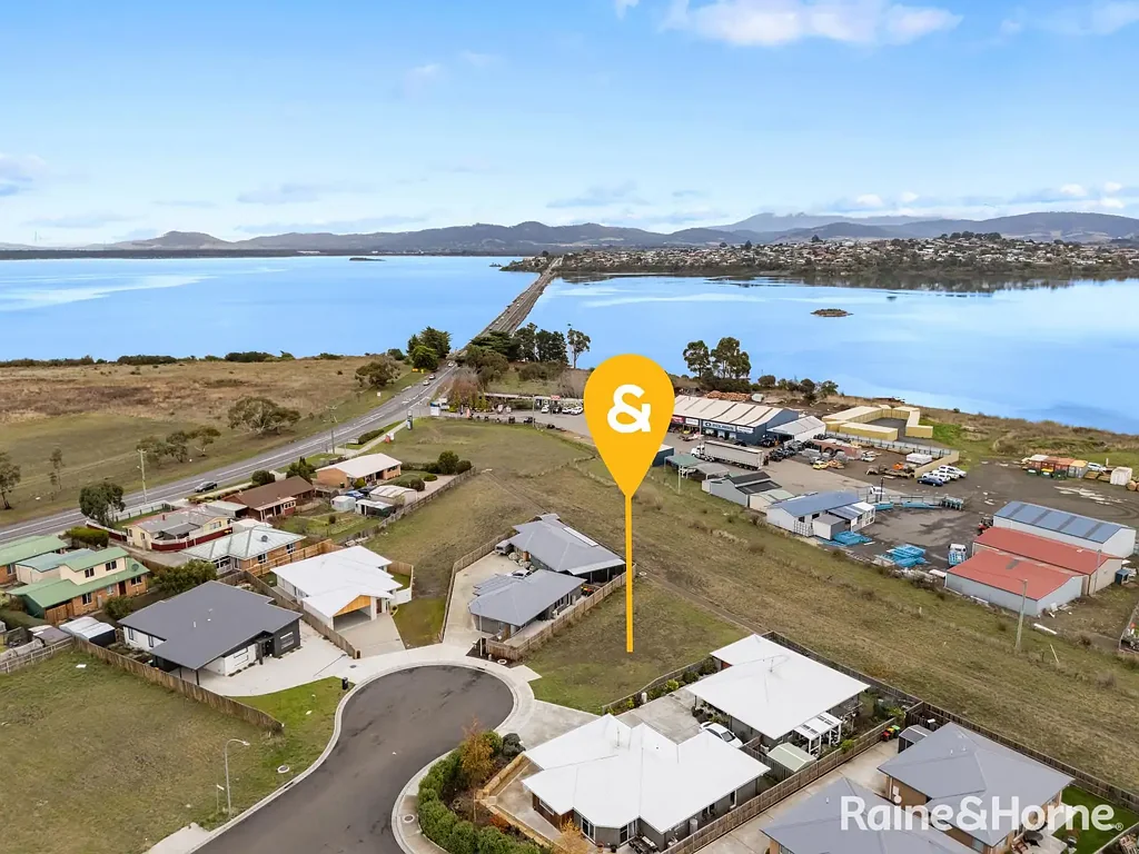 Sorell 555m2 Block in Thriving Sorell