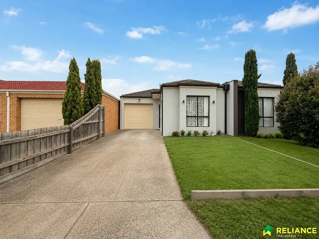 Truganina 3Moenga Family Home in a Convenient Location