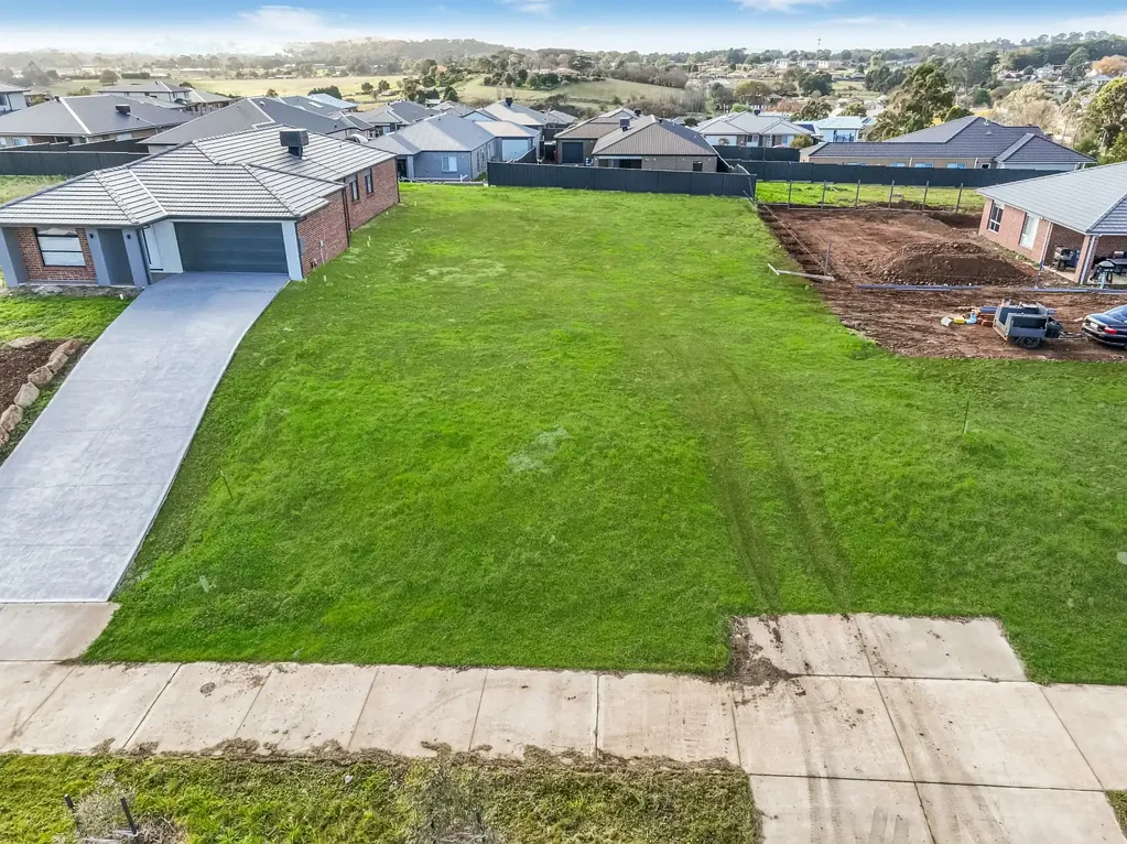 84 John  Street, Kilmore, VIC 3764