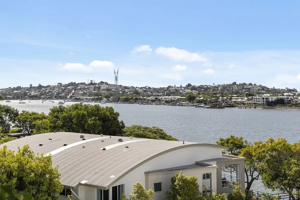 Teneriffe 3Zimmer Best Value Riverfront Living in Prestigious Teneriffe!