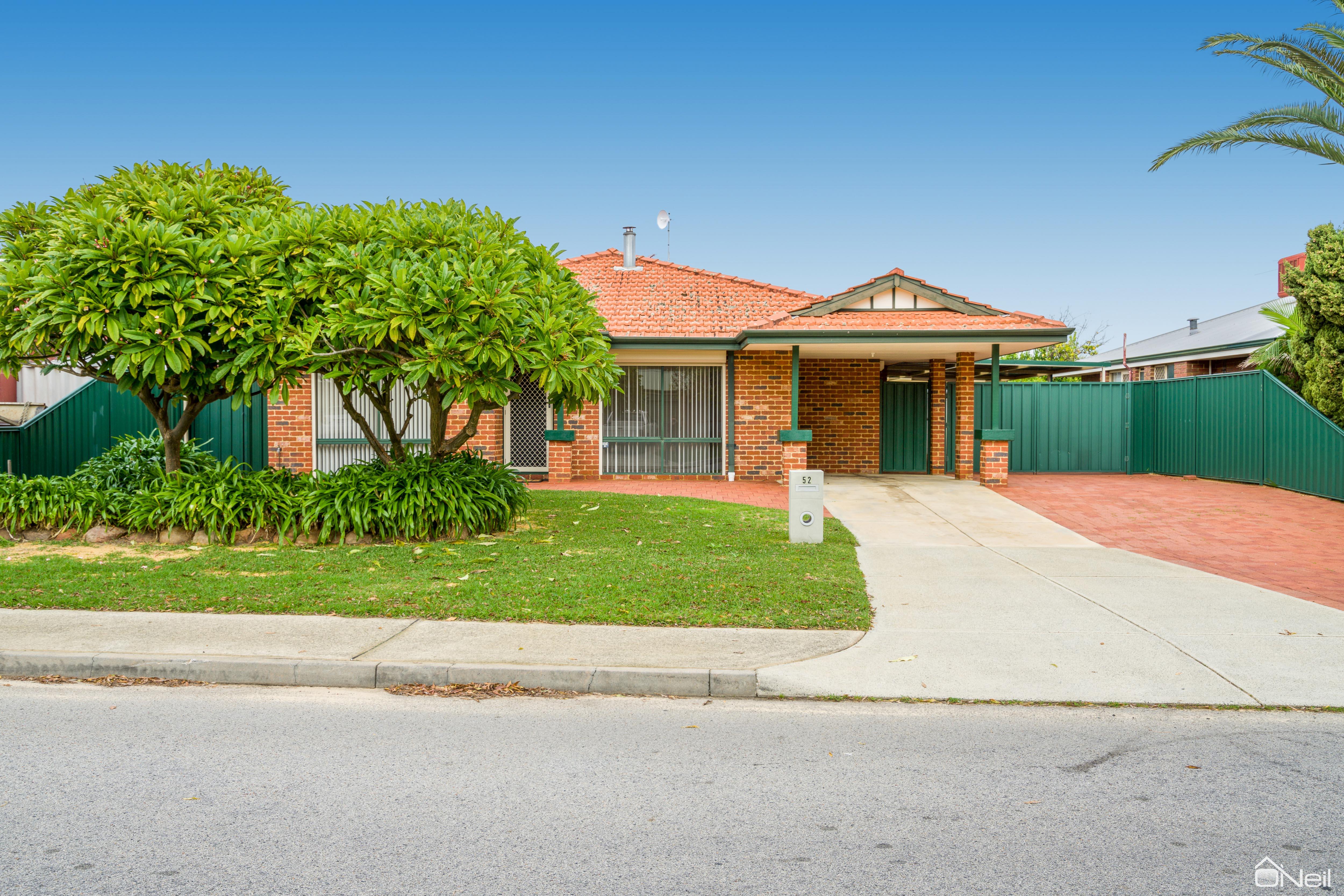 52 CHISHOLM CIR, SEVILLE GROVE WA 6112, 0房, 0浴, House