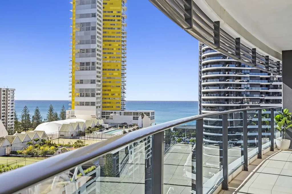 Broadbeach 2Zimmer Fully Furnished, North Facing & Exceptional Value