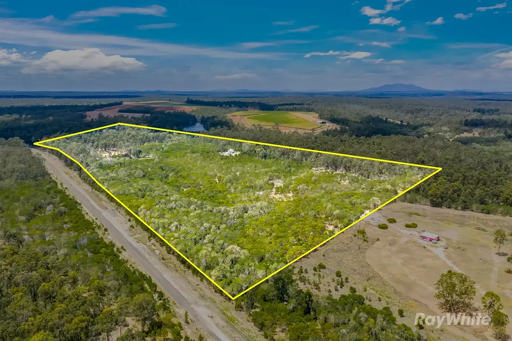 Booyal 3Kwarto "Space, Privacy and Potential on 110 Acres"