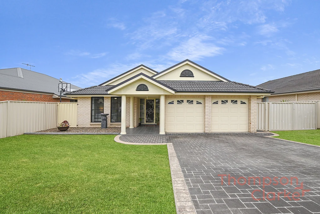 12 Centre Street, Greta, NSW 2334