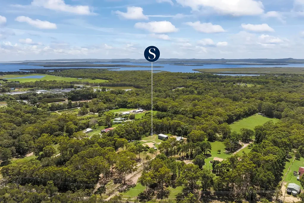 Redland Bay 4غرفة نوم ACREAGE LIVING WITH INCREDIBLE SHED INFRASTRUCTURE