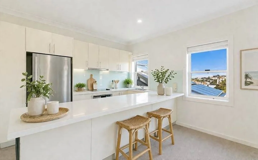 Top floor coastal retreat moments from Tamarama Beach