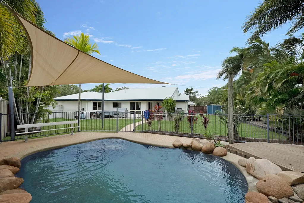 6 Mustey Close, Mount Louisa, QLD 4814