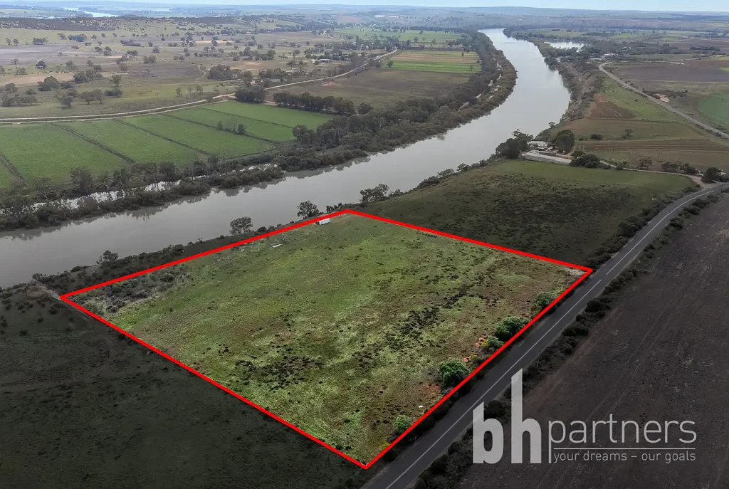 Caloote Build Here - 6.2 Acres with Panoramic Clifftop River Views