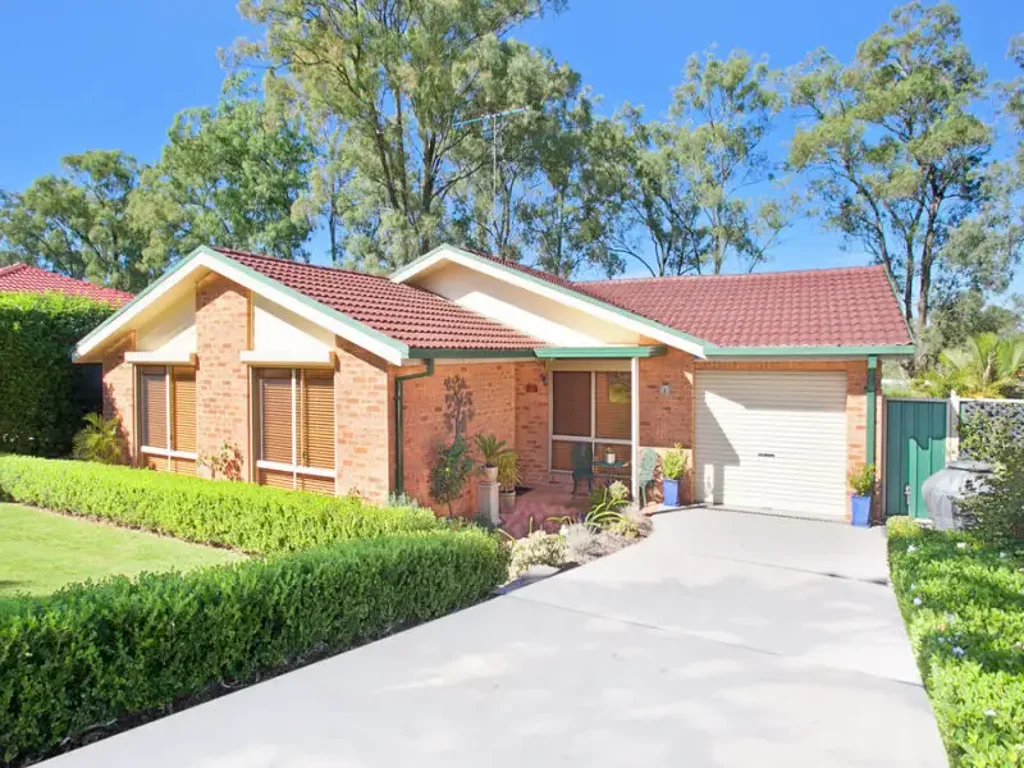 Beautiful Family Home - Two Living Areas, Ducted Air Con.......