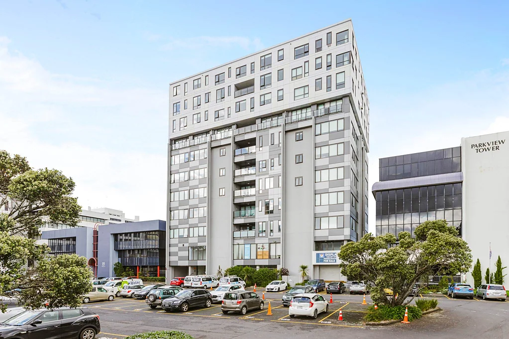 Manukau 1房  Convenient Living or Smart Investment? You Decide.