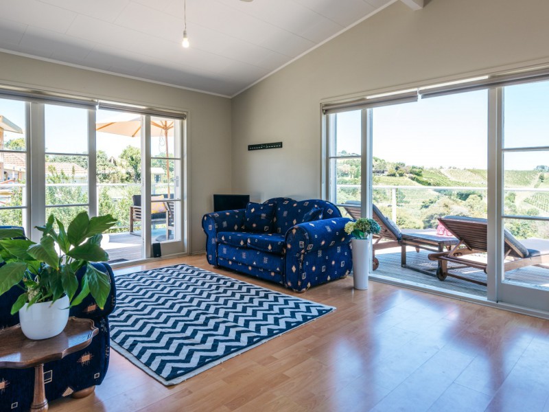 373 Sea View Road, Onetangi, Auckland, 2房, 1浴