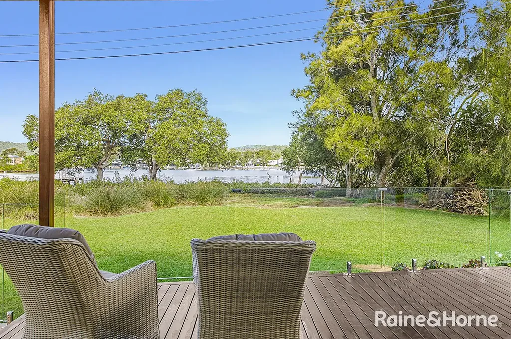 Davistown 4房  Family home on Waterfront reserve