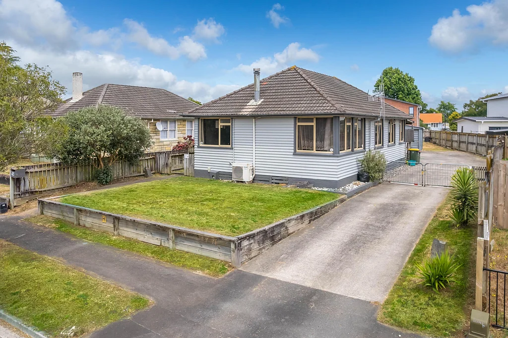42 Ross Crescent, Fairfield, Hamilton, Waikato
