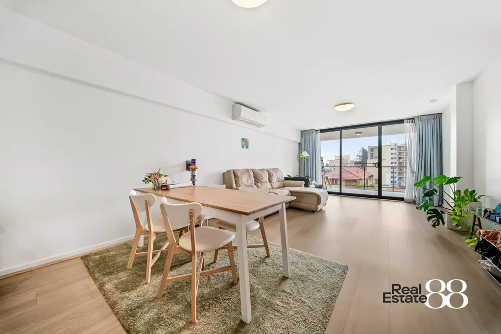 72/131 Adelaide Terrace, East Perth, WA 6004
